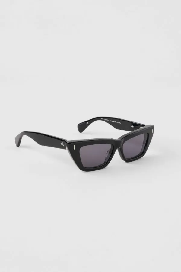 Cat Eye Sunglasses - Black
